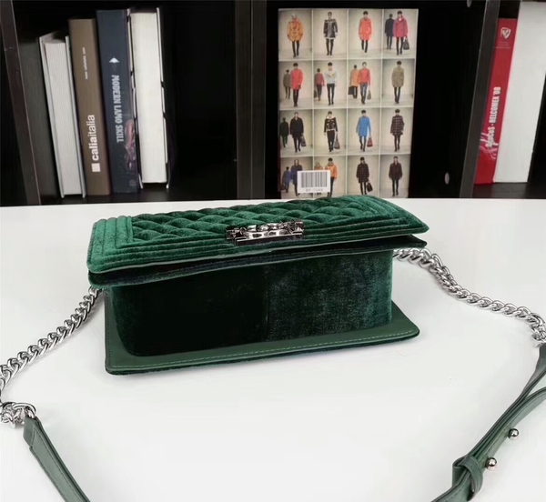 Chanel Le Boy Suede Leather Bag 67086 Green