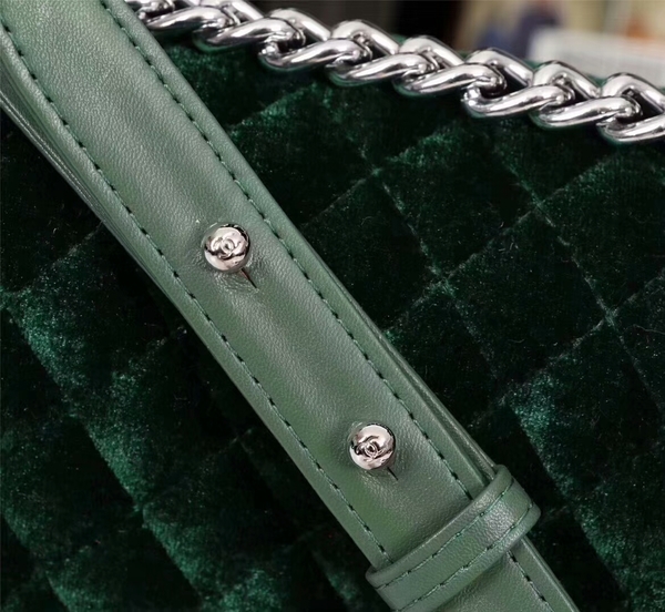 Chanel Le Boy Suede Leather Bag 67086 Green