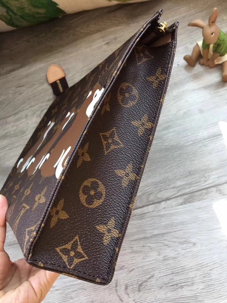 Louis Vuitton Monogram Canvas TOILETRY POUCH 26 M47542