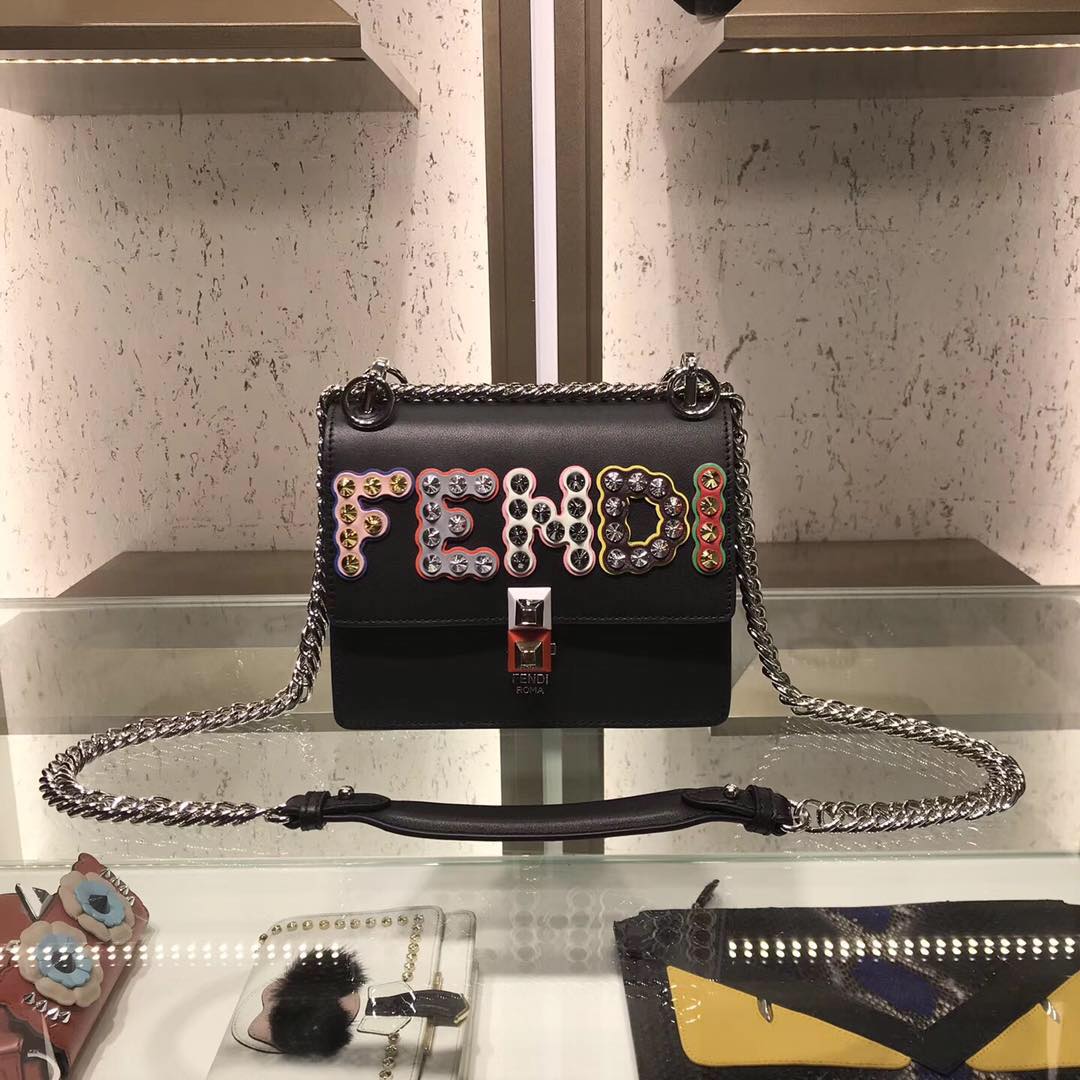 Fendi Calfskin Leather Shoulder Bag 8111 Black