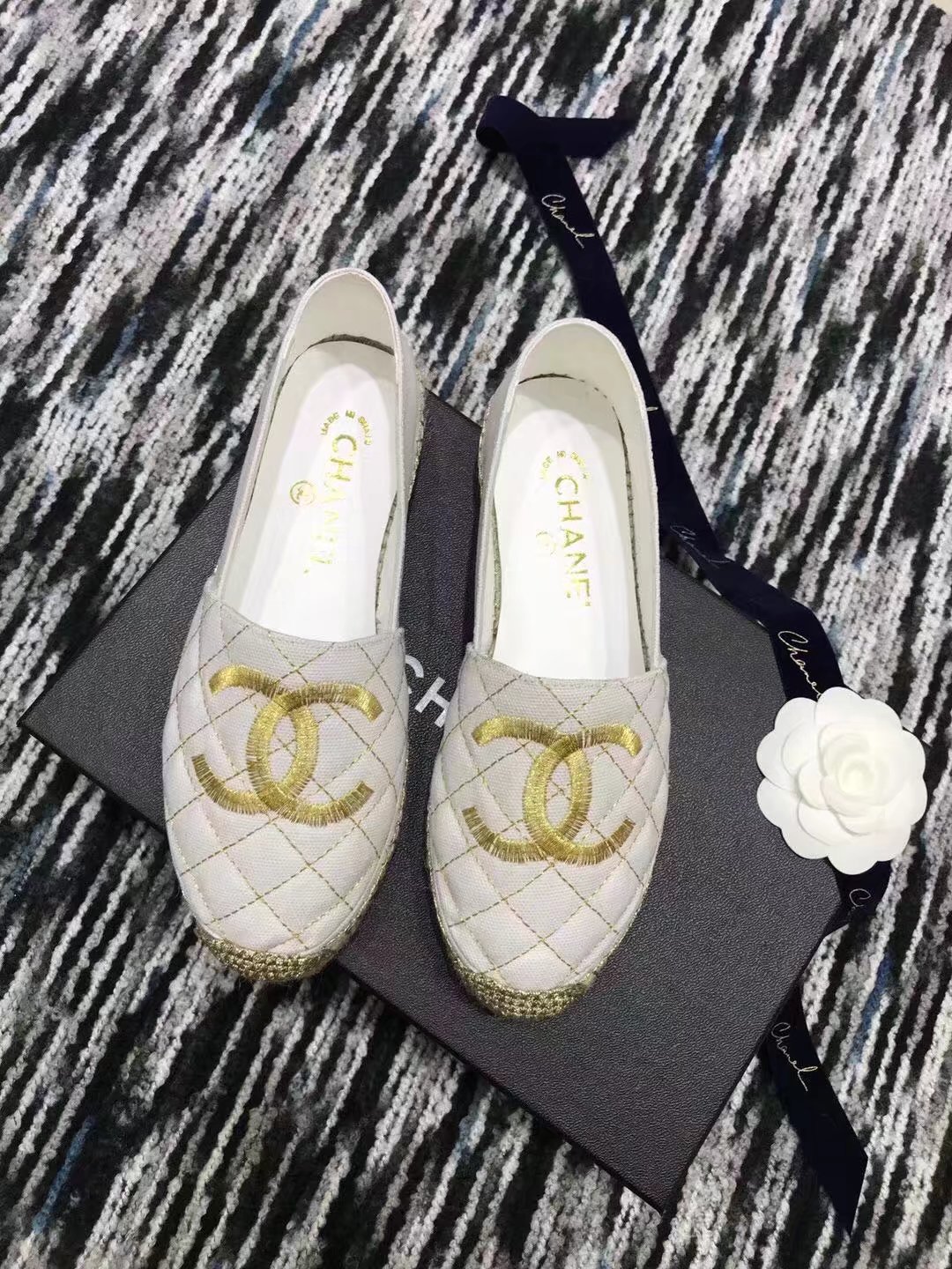 Chanel Pump CH2289LRF gold