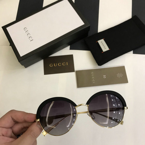 Gucci Sunglasses GGS150272G1000