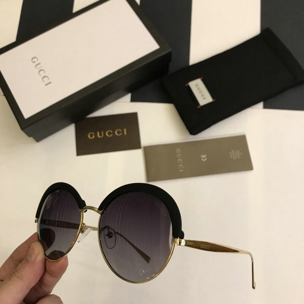 Gucci Sunglasses GGS150272G1001