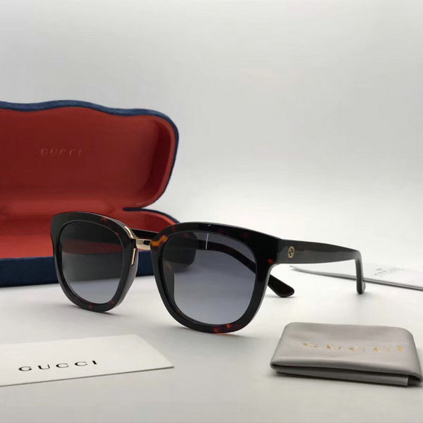 Gucci Sunglasses GGS150272G1011