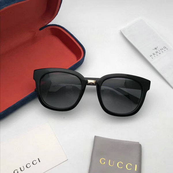 Gucci Sunglasses GGS150272G1012