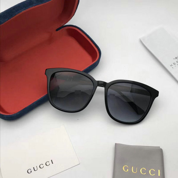 Gucci Sunglasses GGS150272G1020