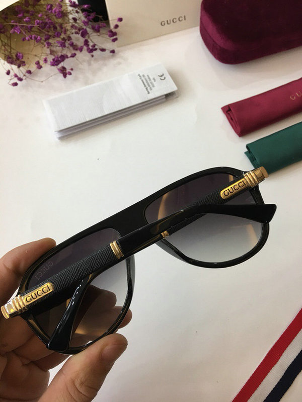 Gucci Sunglasses GGS150272G115