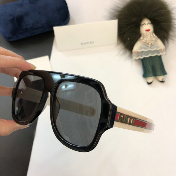 Gucci Sunglasses GGS150272G13