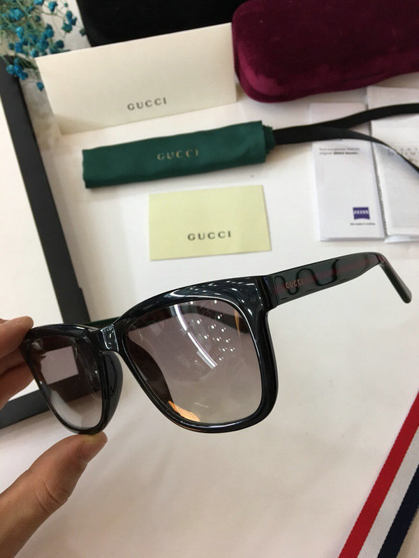 Gucci Sunglasses GGS150272G132