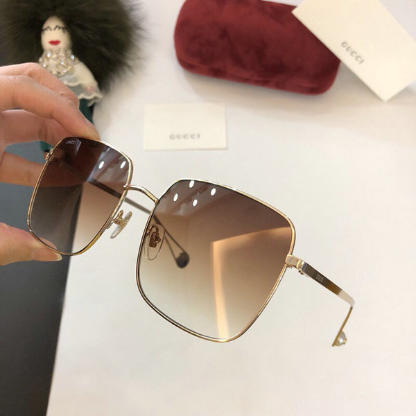 Gucci Sunglasses GGS150272G18