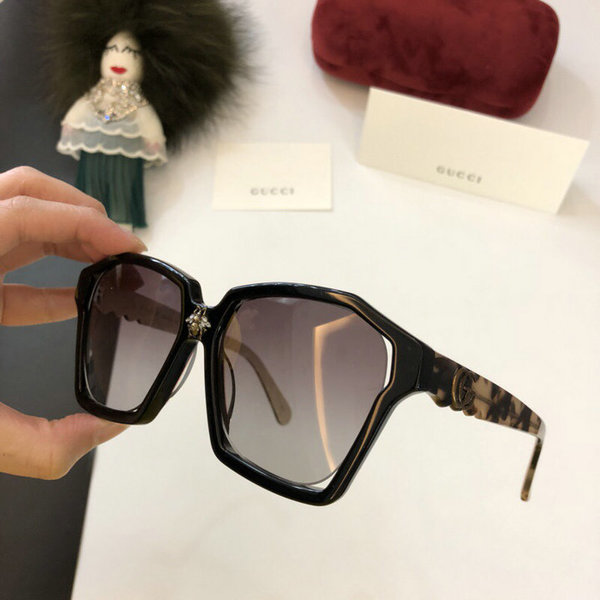 Gucci Sunglasses GGS150272G29