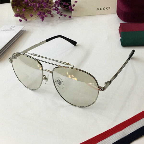 Gucci Sunglasses GGS150272G318