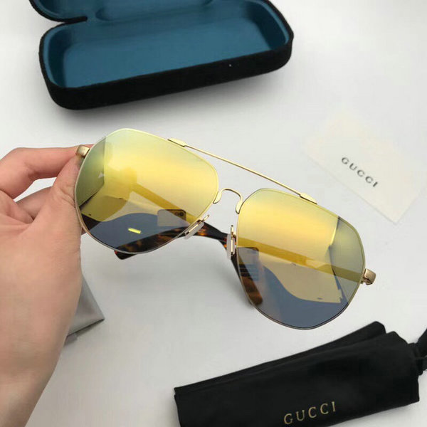 Gucci Sunglasses GGS150272G330