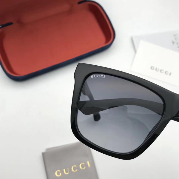 Gucci Sunglasses GGS150272G336