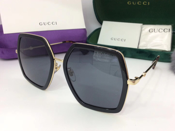 Gucci Sunglasses GGS150272G365
