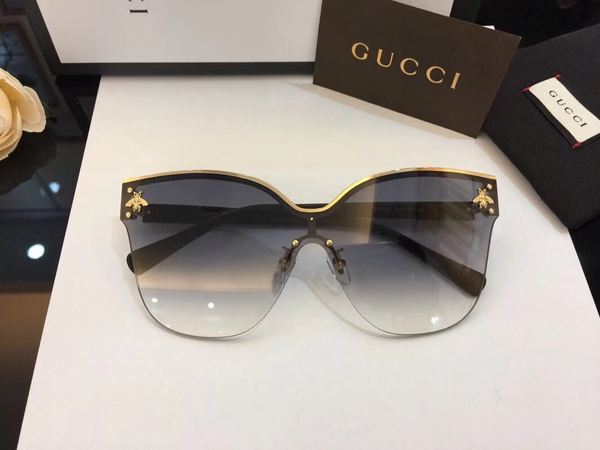 Gucci Sunglasses GGS150272G401