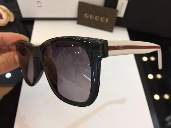 Gucci Sunglasses GGS150272G420