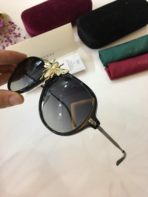 Gucci Sunglasses GGS150272G450