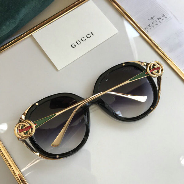 Gucci Sunglasses GGS150272G554