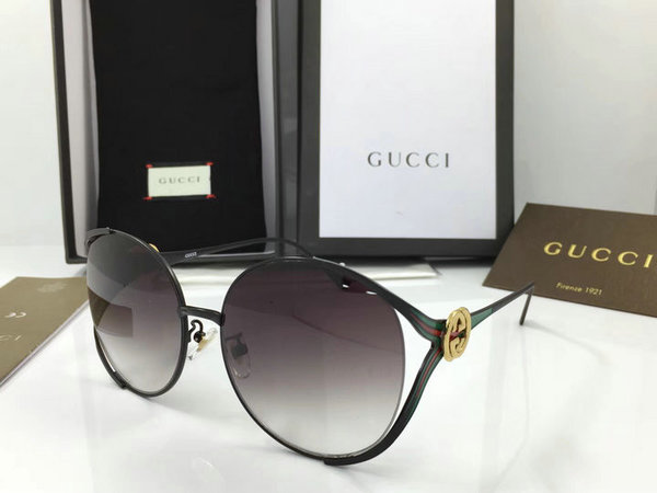 Gucci Sunglasses GGS150272G60