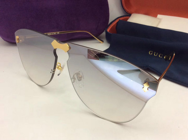 Gucci Sunglasses GGS150272G637
