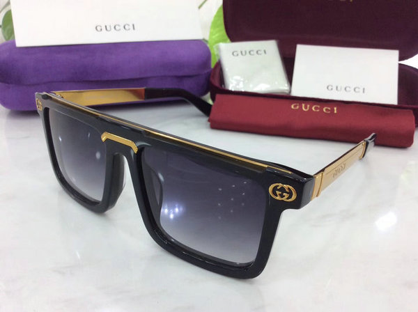 Gucci Sunglasses GGS150272G77