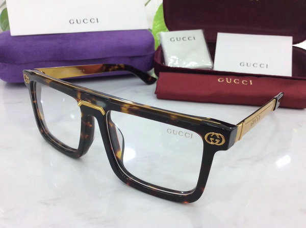 Gucci Sunglasses GGS150272G85