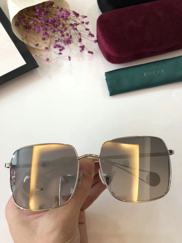 Gucci Sunglasses GGS150272G927