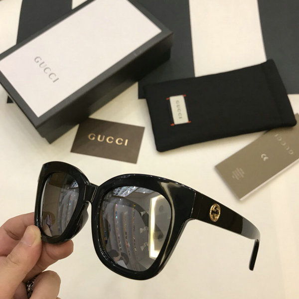 Gucci Sunglasses GGS150272G942