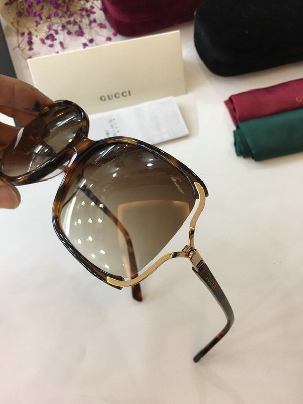 Gucci Sunglasses GGS150272G965