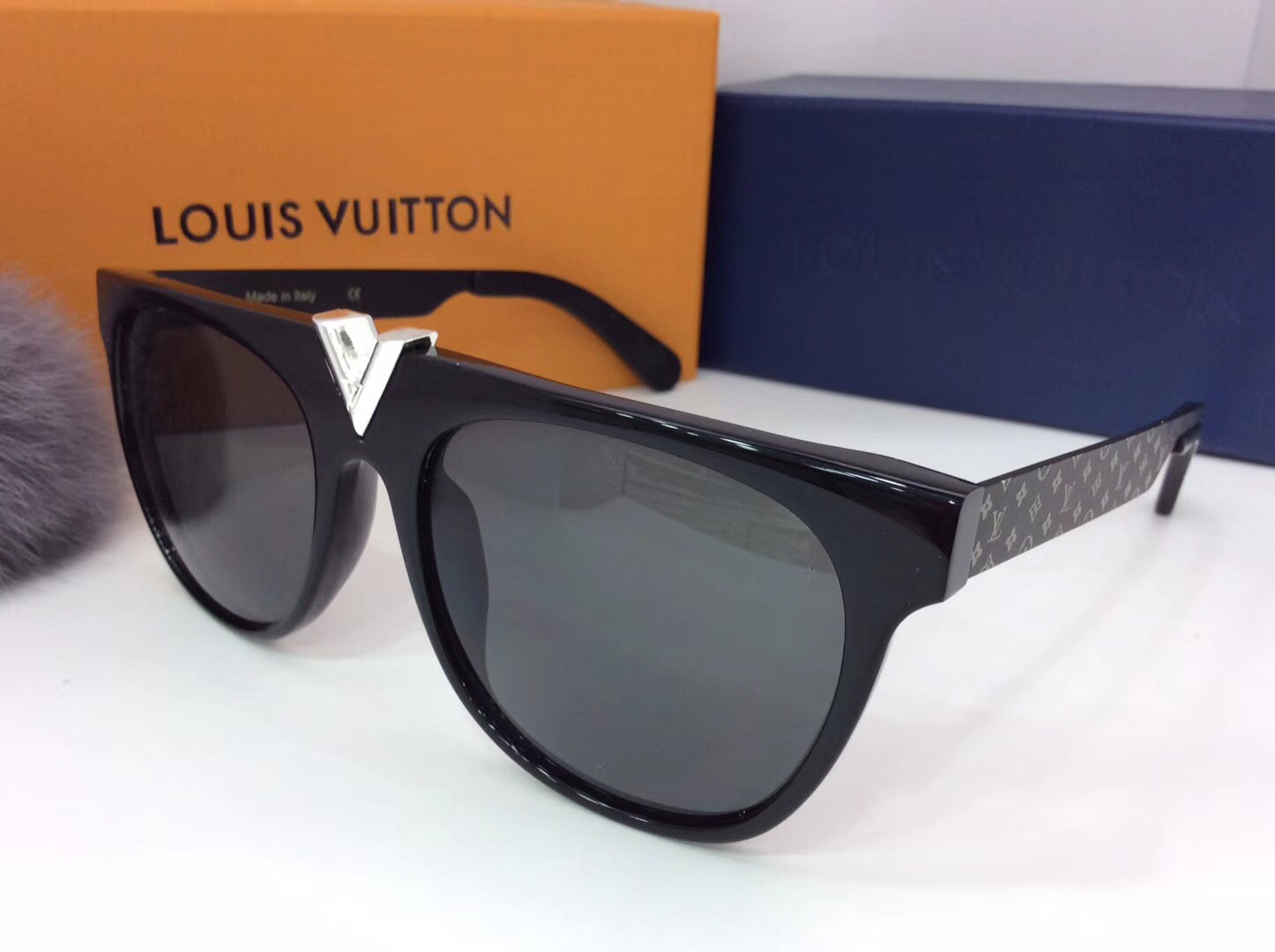 Louis Vuitton Newest Fashion Sunglasses Top Quality LV0047