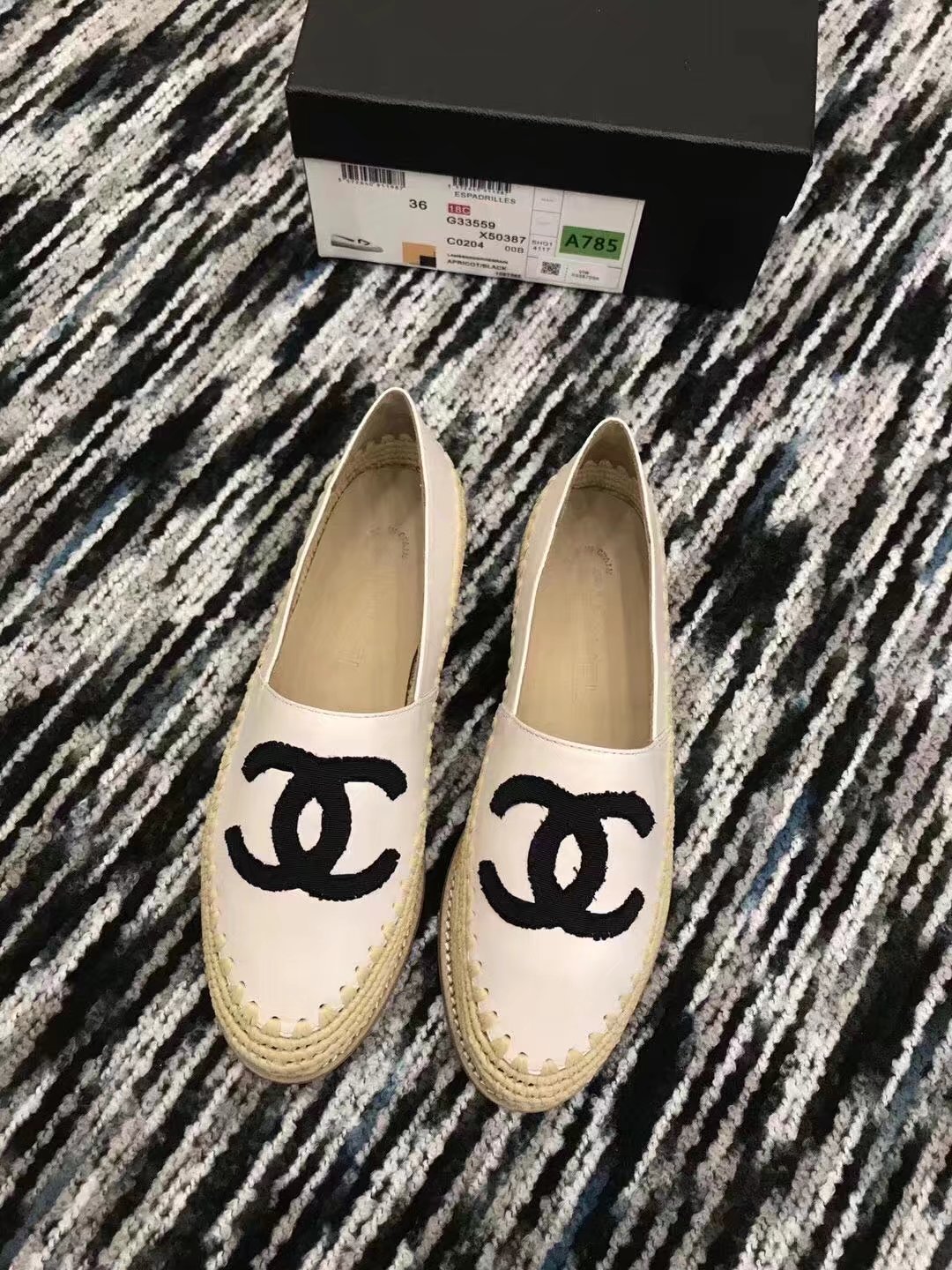 Chanel Casual Shoes CH2277LRF off-white