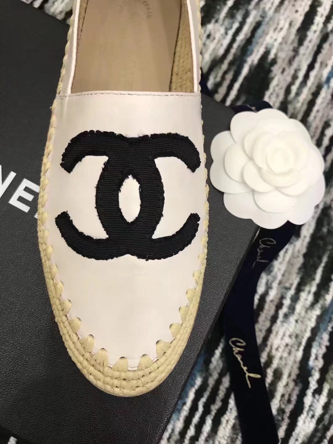 Chanel Casual Shoes CH2277LRF off-white