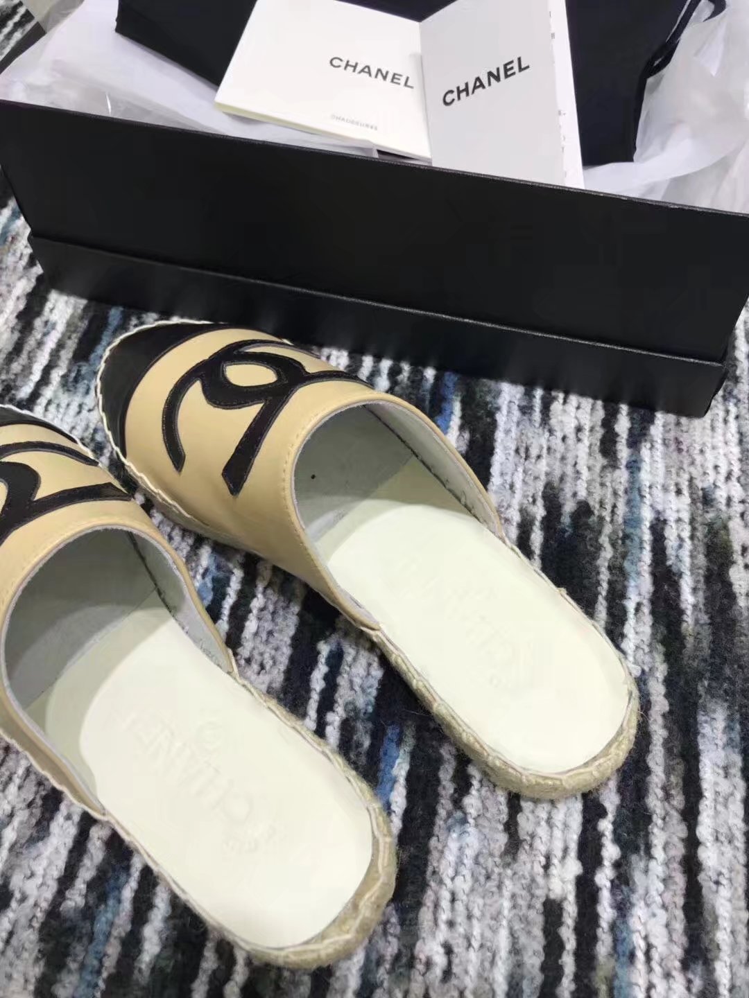 Chanel Slippers CH2287LRF Apricot