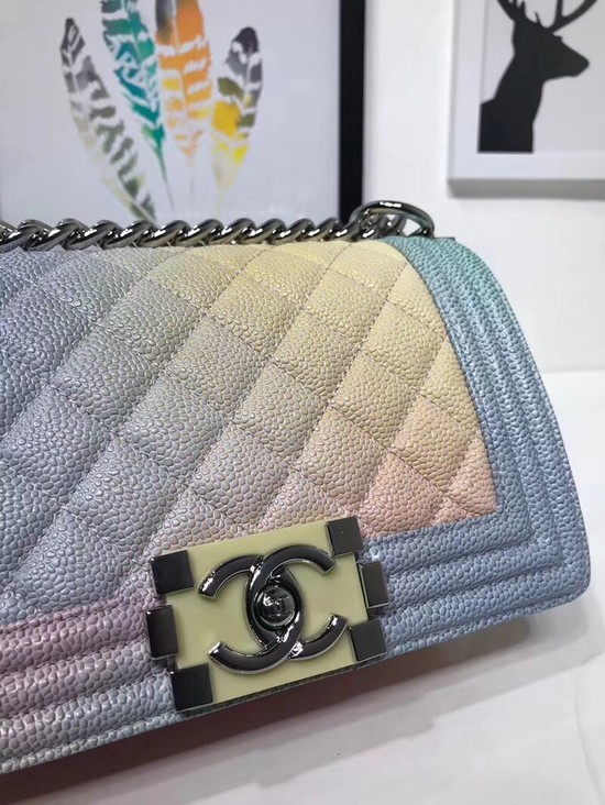 Boy Chanel Flap Shoulder Bag 67085 Original Caviar Cowhide 67085 Rainbow