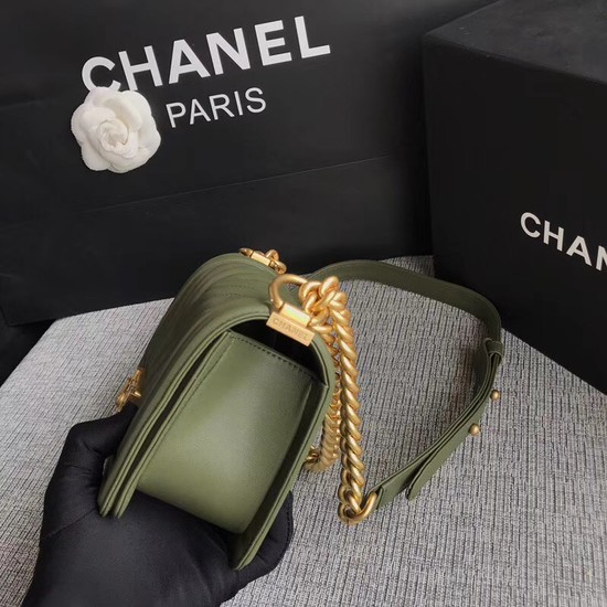 Chanel Le Boy Flap Shoulder Bag Original Calf leather A67085 green Gold Buckle