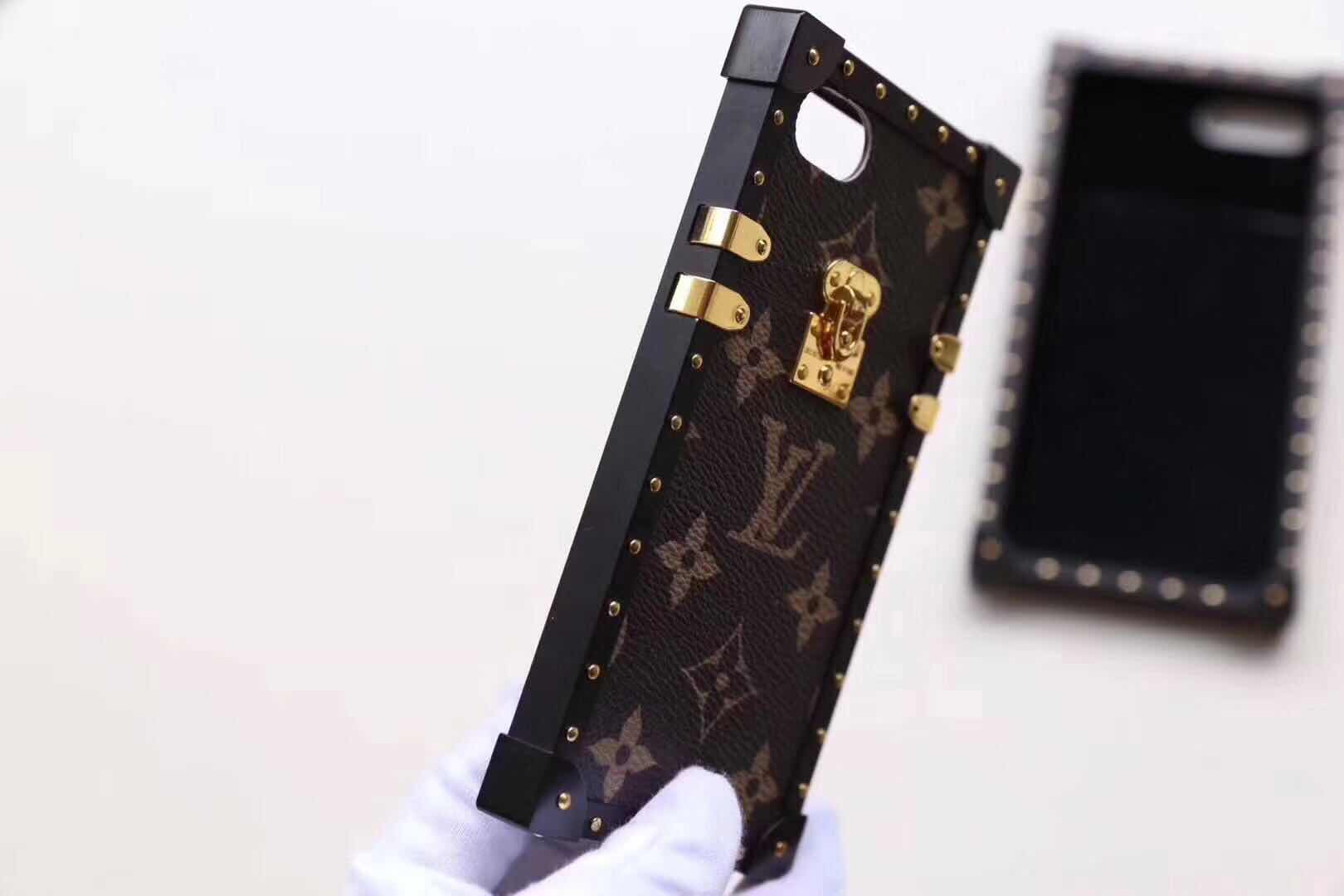 Louis vuitton monogram canvas  iPhone case 5569