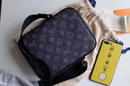 Louis Vuitton DANUBE 43677