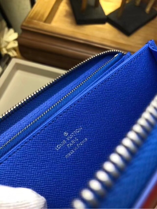 Louis Vuitton EPI leather Zippy Wallet 67267 red