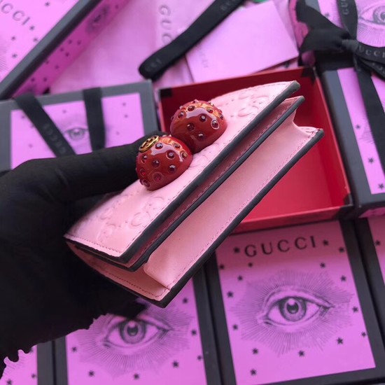 Gucci Signature card case with cherries 476050 pink