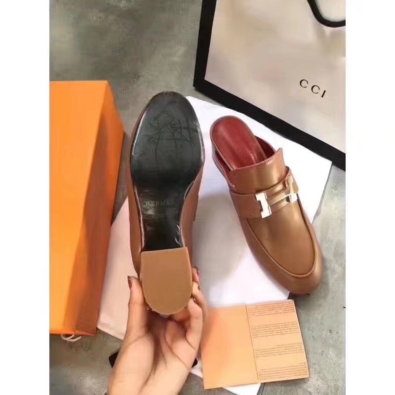 Hermes Leather Slipper HO782LD Camel