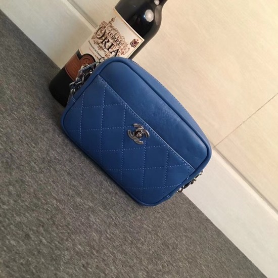 Chanel mini Leather cross-body bag 7738 blue