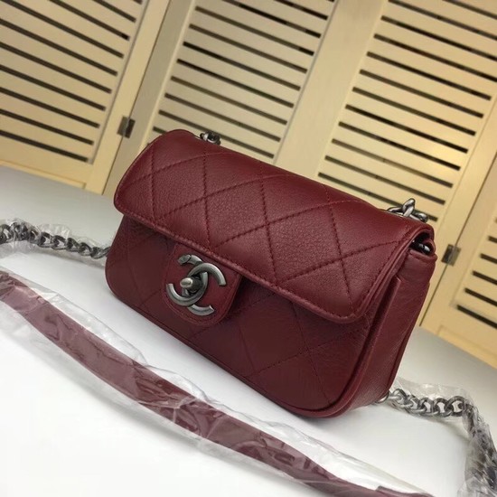 Chanel mini Leather cross-body bag 7739 Dark red