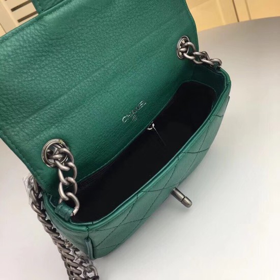 Chanel mini Leather cross-body bag 7739 green