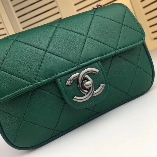 Chanel mini Leather cross-body bag 7739 green