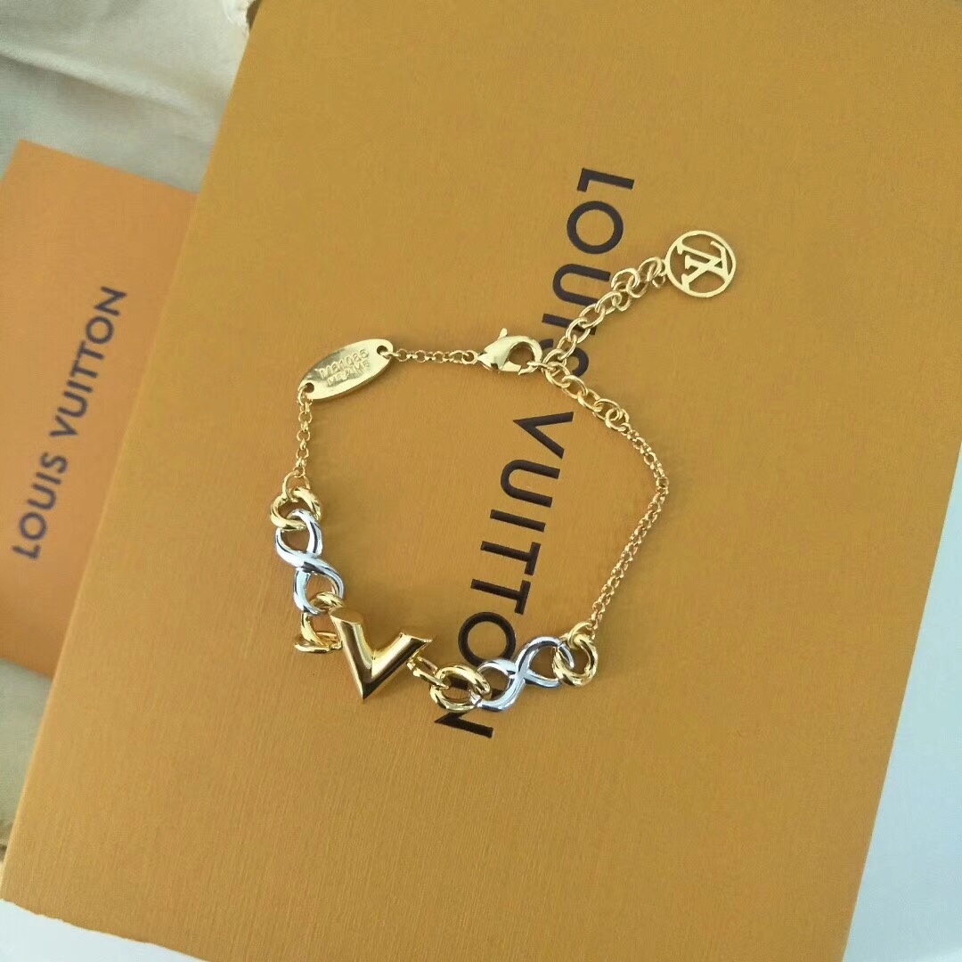 Louis Vuitton Bracelets 7895