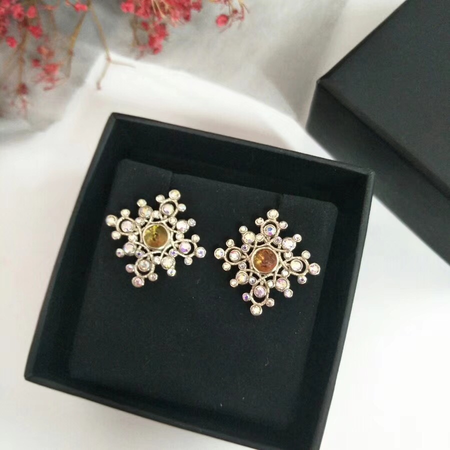 Chanel Earrings 50210