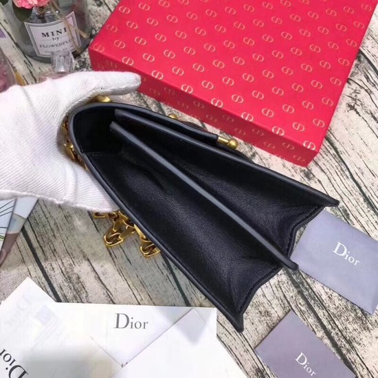 Dior DIORDIRECTION FLAP BAG IN BLACK LAMBSKIN M6810