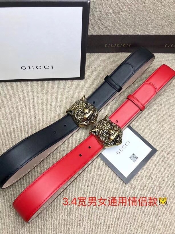 Gucci Leather belt with feline buckle 409420 red