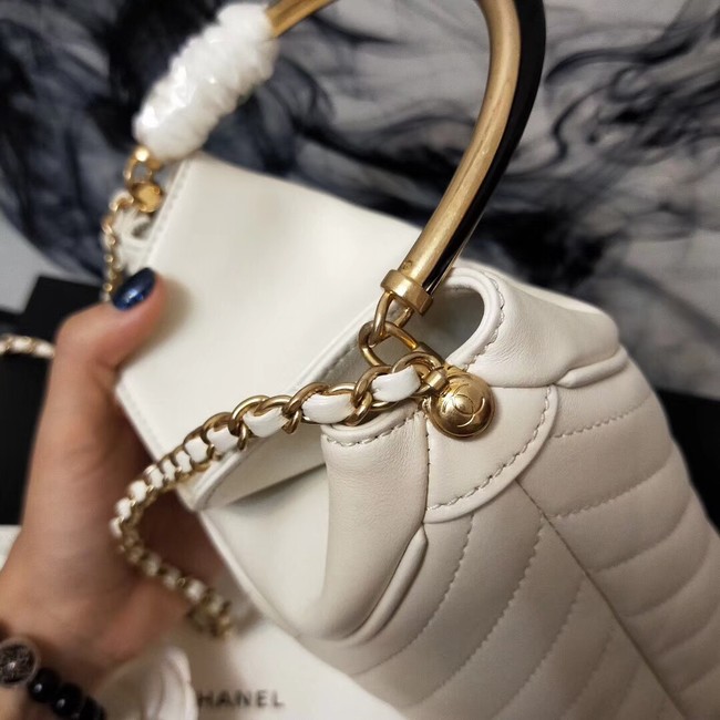 Chanel Bucket Bag Lambskin & Gold-Tone Metal A57861 white